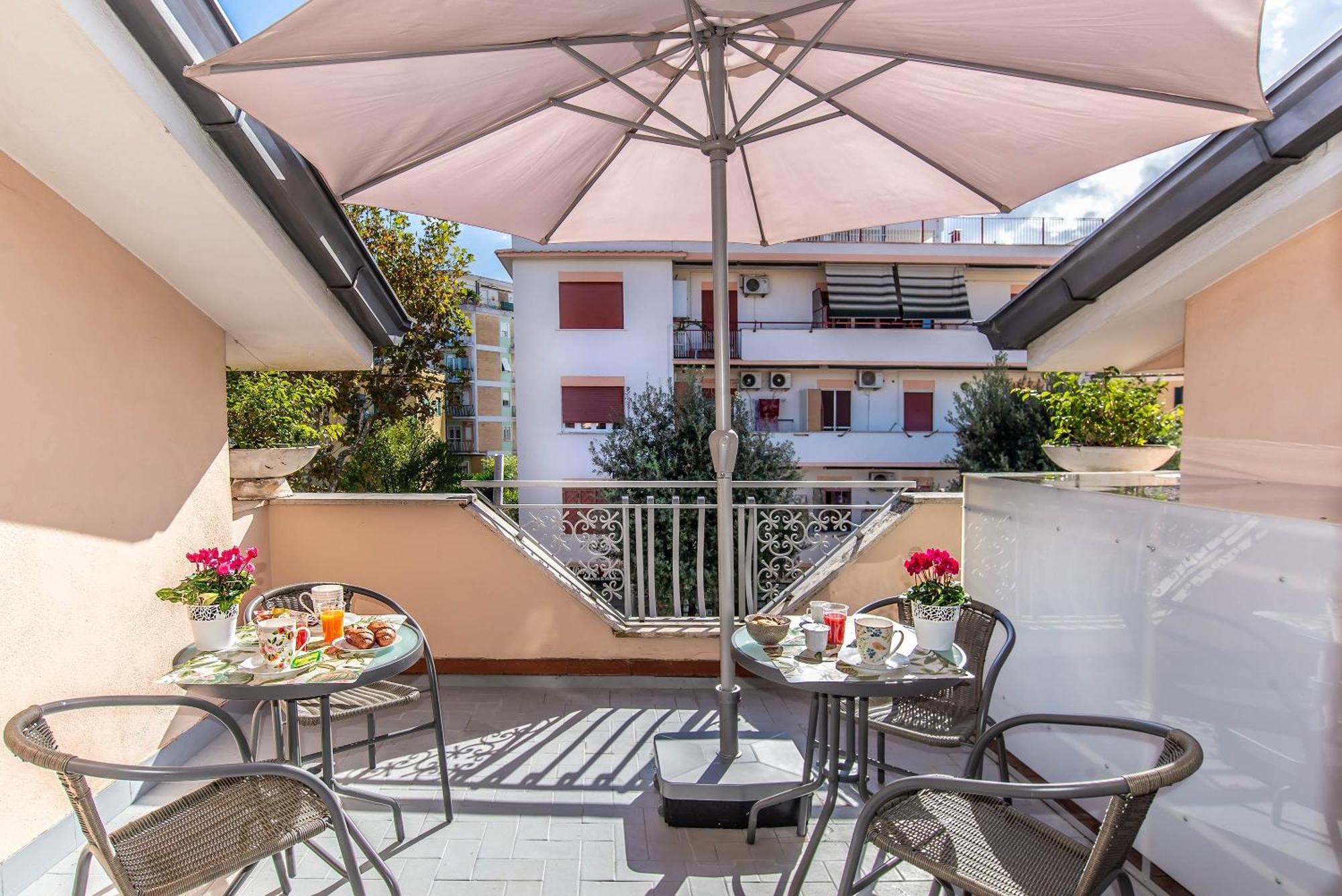 Plaza Rooms Ciampino Exteriör bild