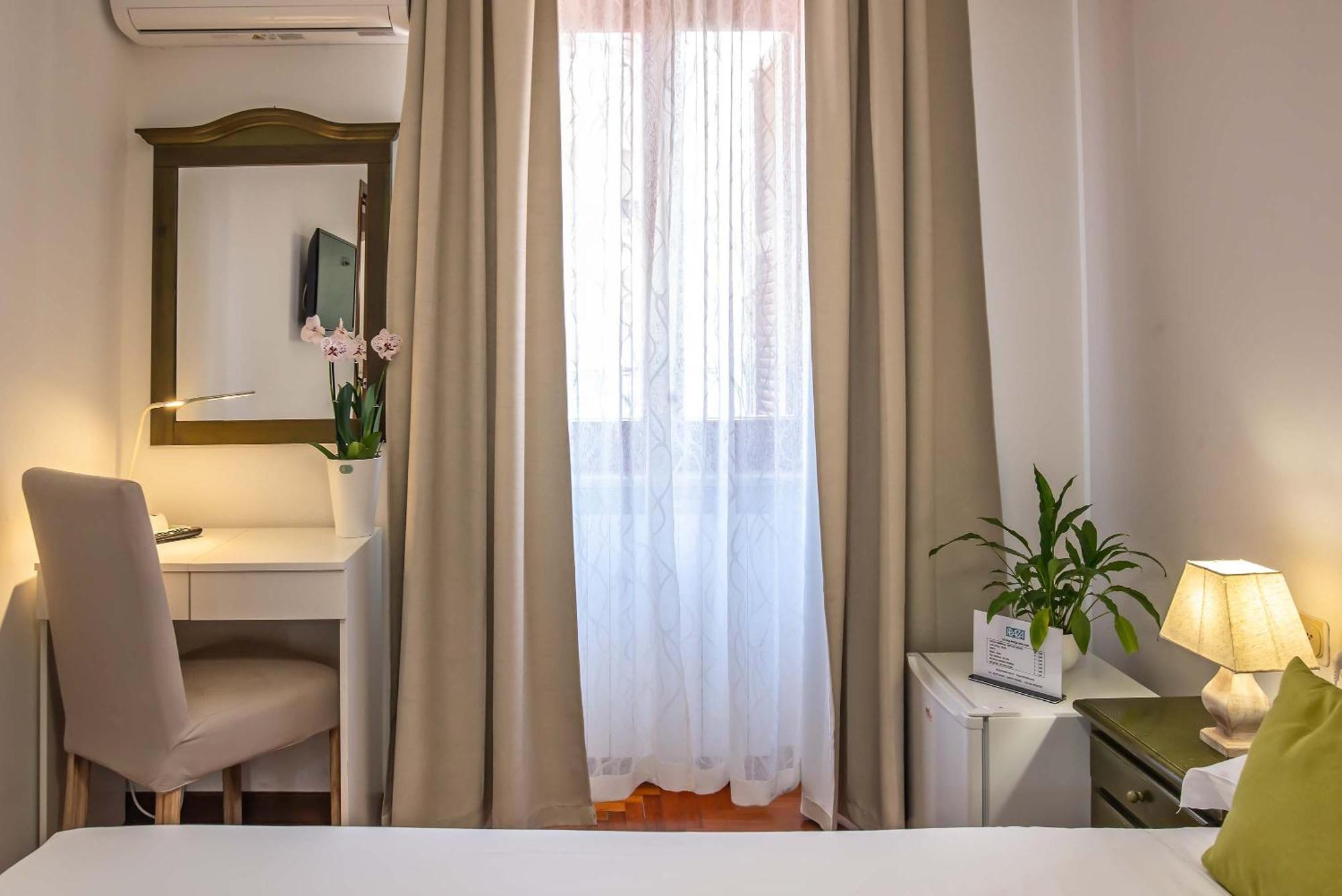 Plaza Rooms Ciampino Exteriör bild