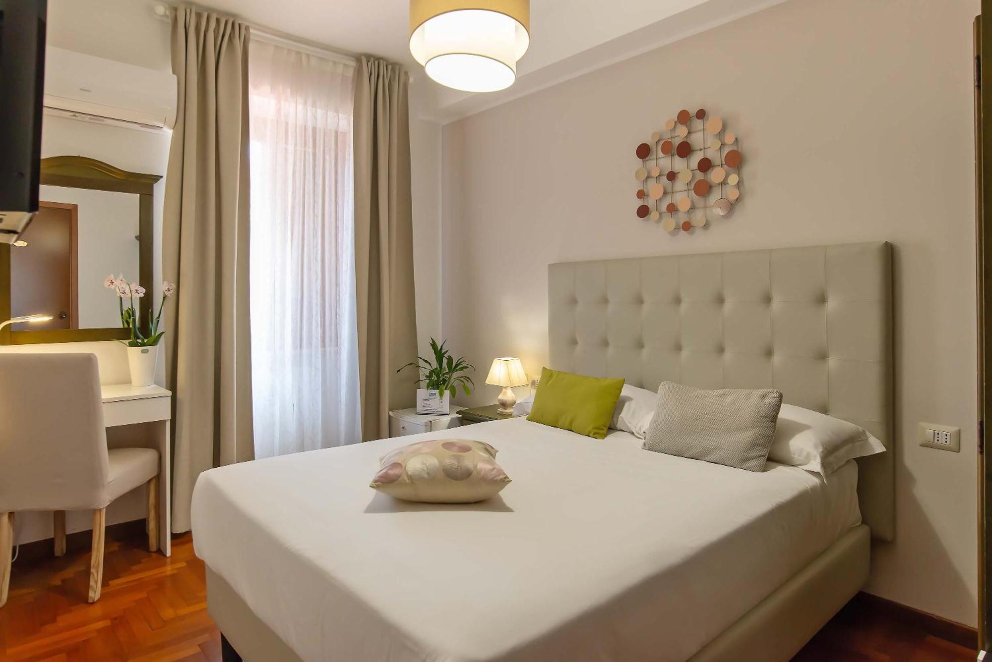 Plaza Rooms Ciampino Exteriör bild