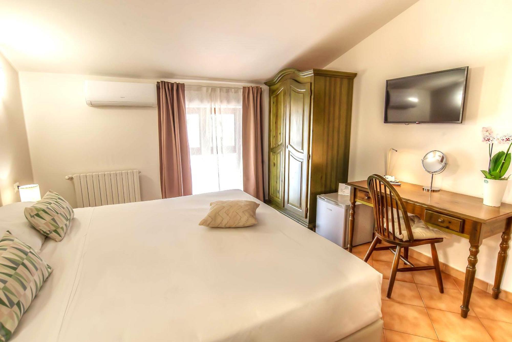 Plaza Rooms Ciampino Exteriör bild