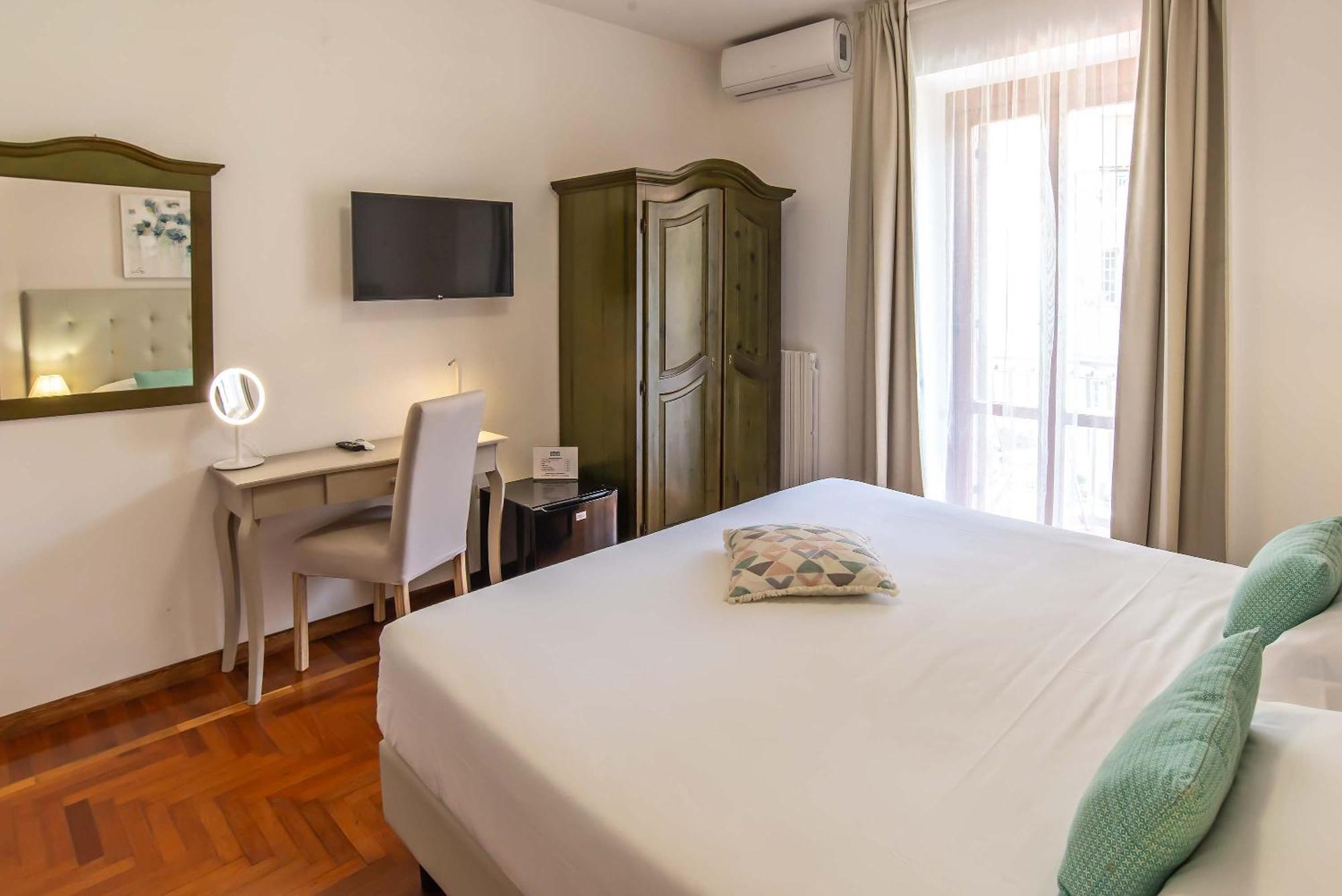 Plaza Rooms Ciampino Exteriör bild