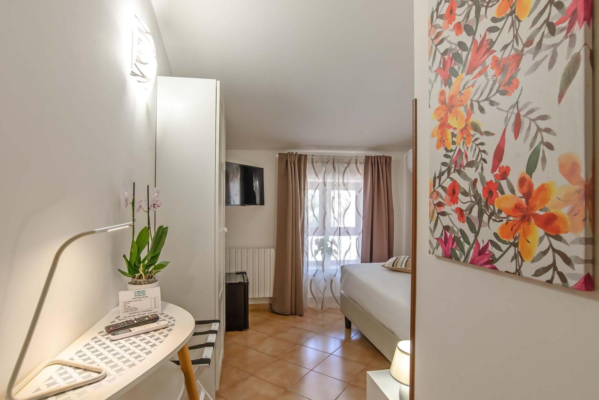 Plaza Rooms Ciampino Exteriör bild