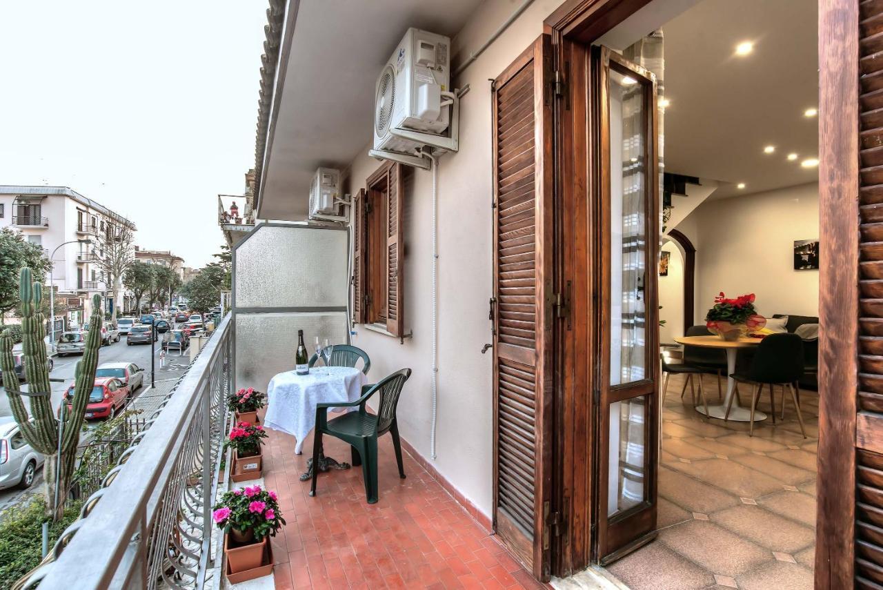 Plaza Rooms Ciampino Exteriör bild