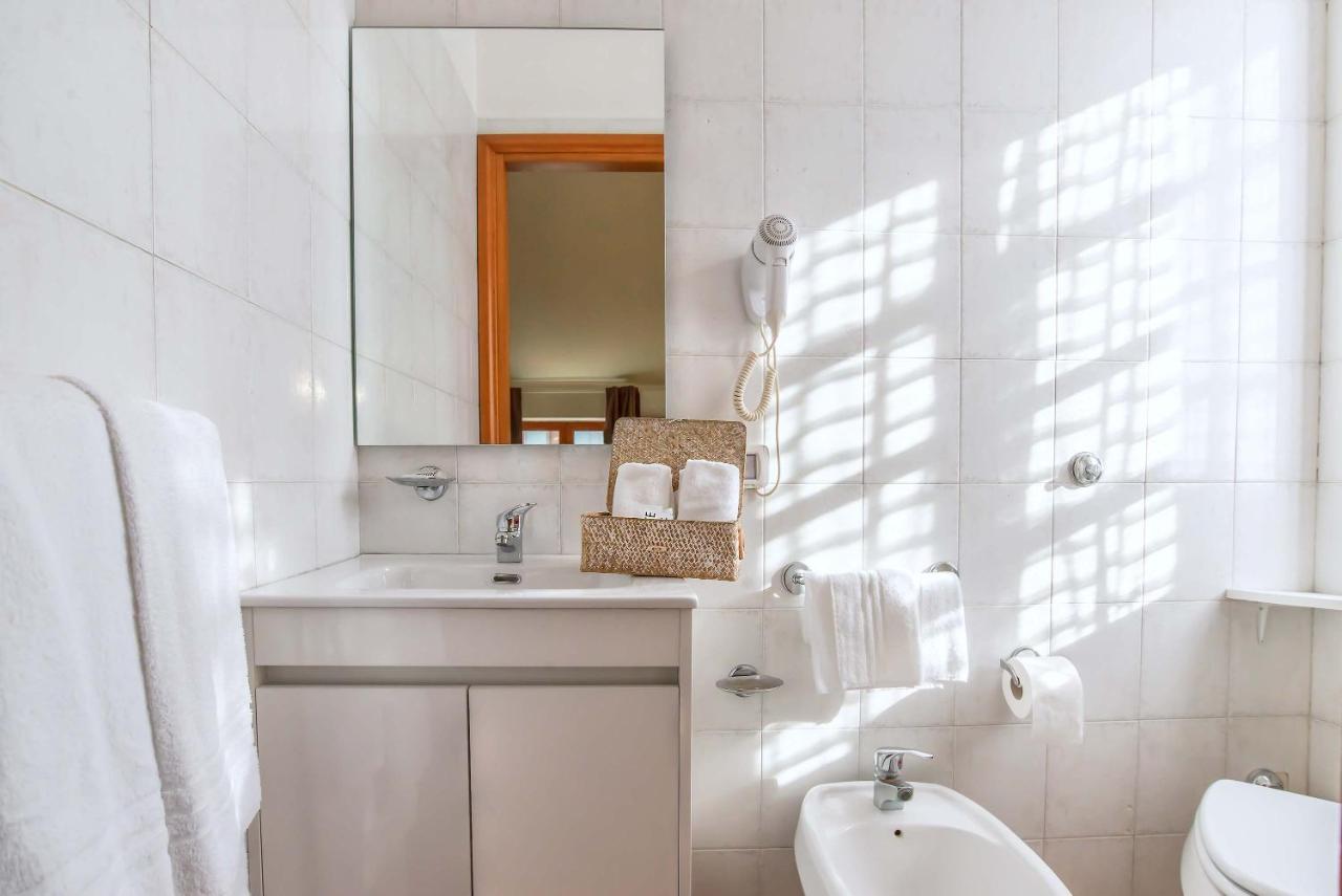Plaza Rooms Ciampino Exteriör bild